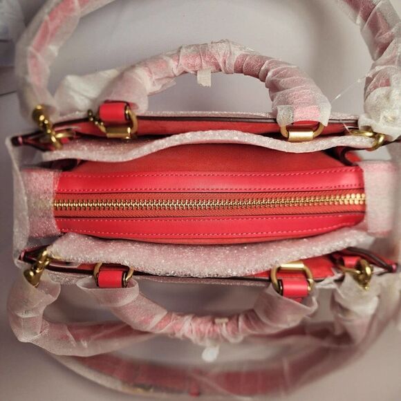 NWT C6106 Disney X Coach Rogue 25 Mickey Mouse & Minnie Mouse Mixed Leathers - Picture 3 of 10